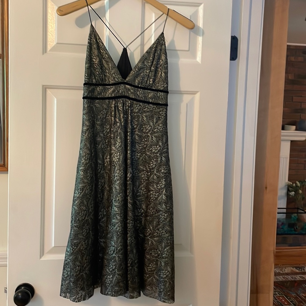 Diane von Furstenberg cocktail dress- no flaws